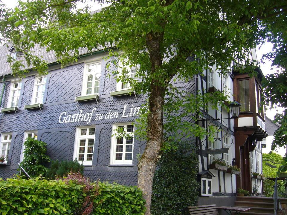 Hotel Gasthof Zu Den Linden Oberhundem Luaran gambar